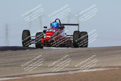 media/Oct-26-2025-CalClub SCCA (Sun) [[8ce1e69566]]/Group 3/Grapevine/